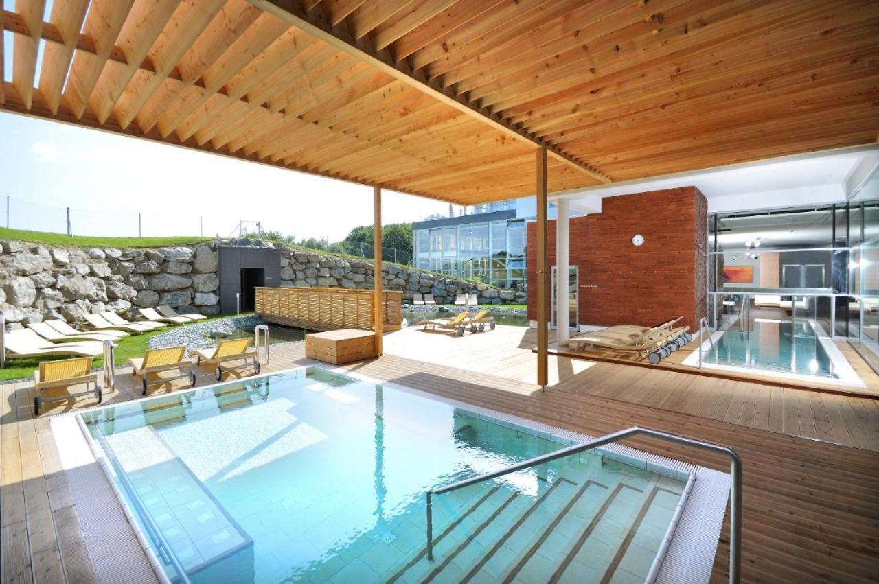 Golf & Relax Apartment Mit 4*S-Anbindung Bad Waltersdorf Esterno foto