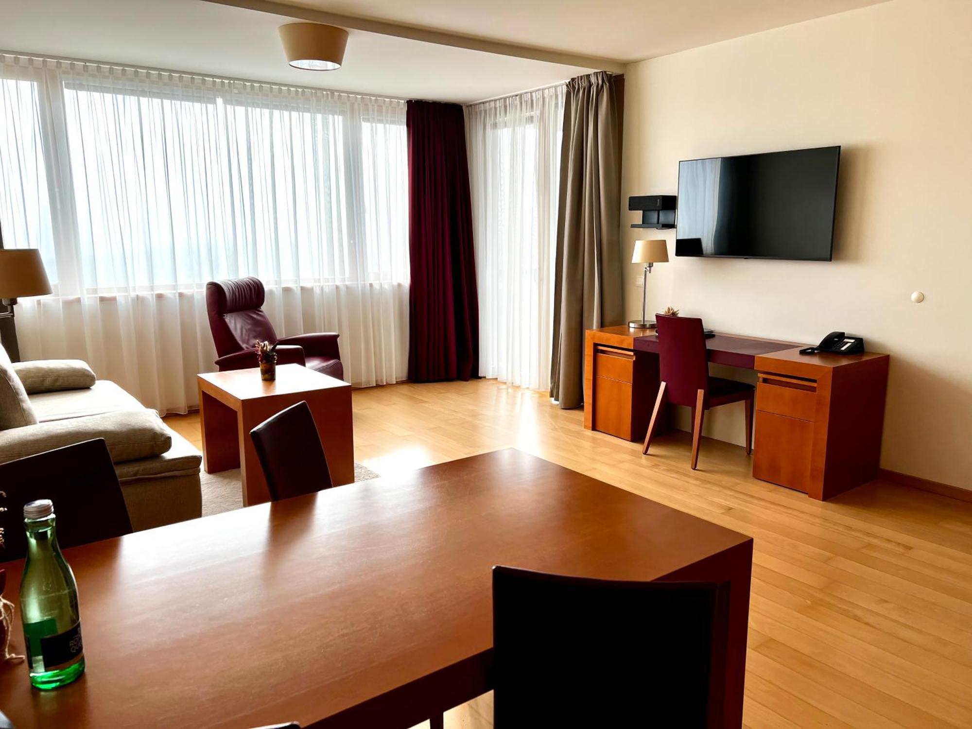 Golf & Relax Apartment Mit 4*S-Anbindung Bad Waltersdorf Esterno foto
